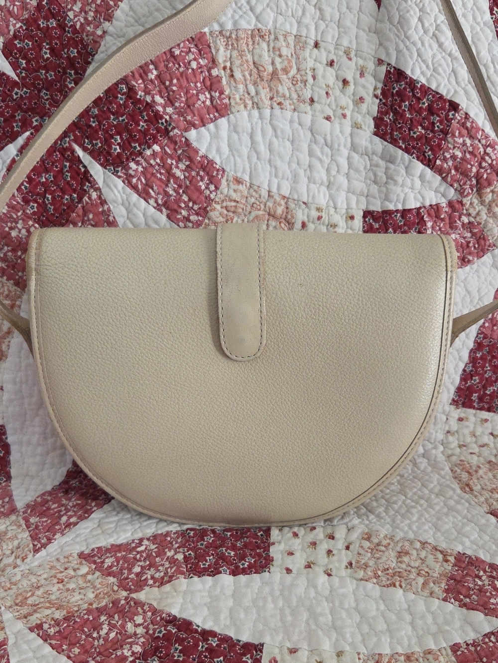 YSL Women's Cream Leather Crossbody Bag - Elegant Neutral crossbody  Bag - Picture 4 of 10
